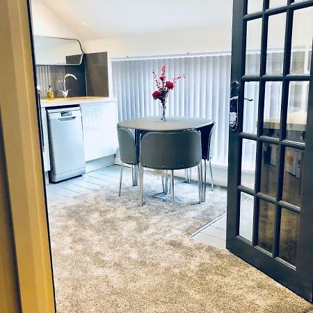 Luxury Apartment Blackpool Bagian luar foto
