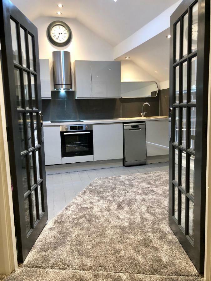 Luxury Apartment Blackpool Bagian luar foto