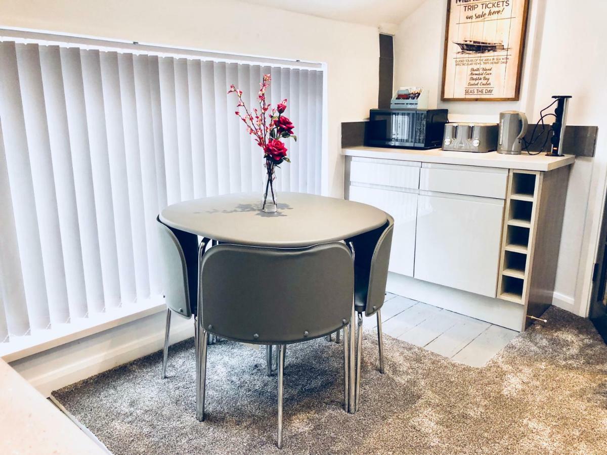 Luxury Apartment Blackpool Bagian luar foto